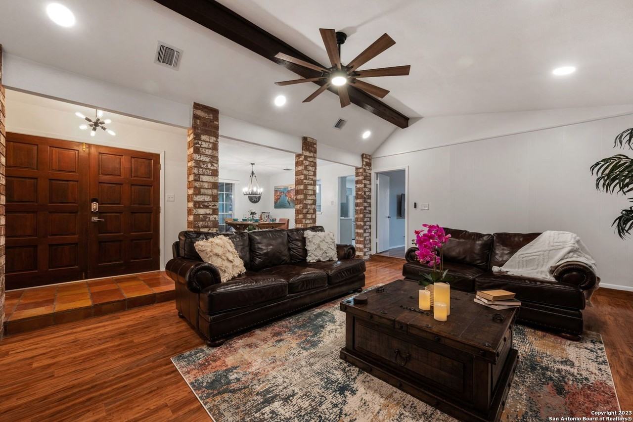 8318 Kyle Rote St - Photo 5 of 31