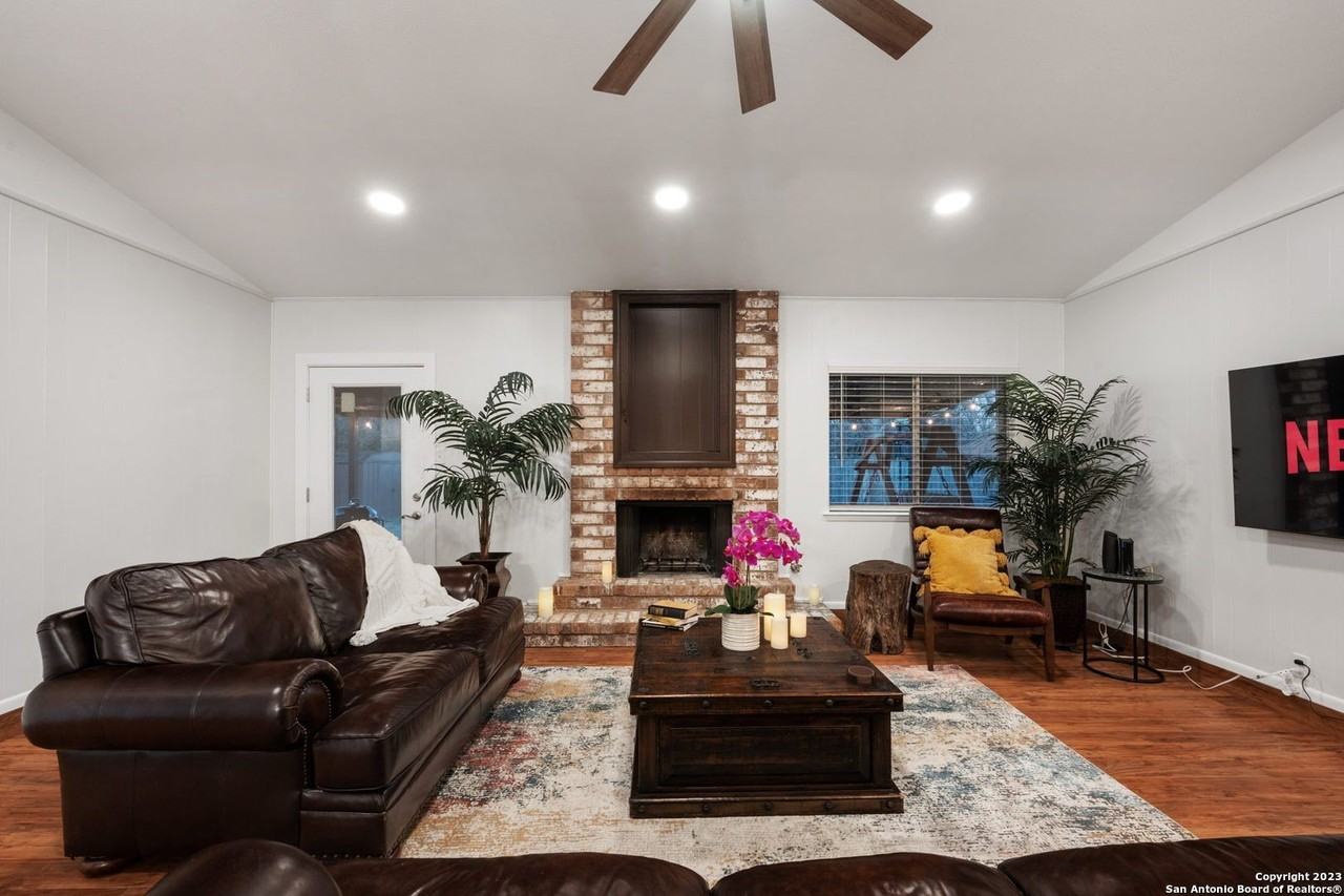 8318 Kyle Rote St - Photo 7 of 31