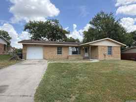 4410 Trailwood Dr - Photo 1 of 1