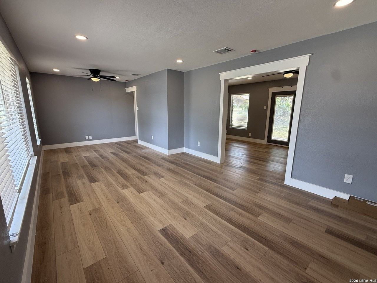 4410 Trailwood Dr - Photo 2 of 16