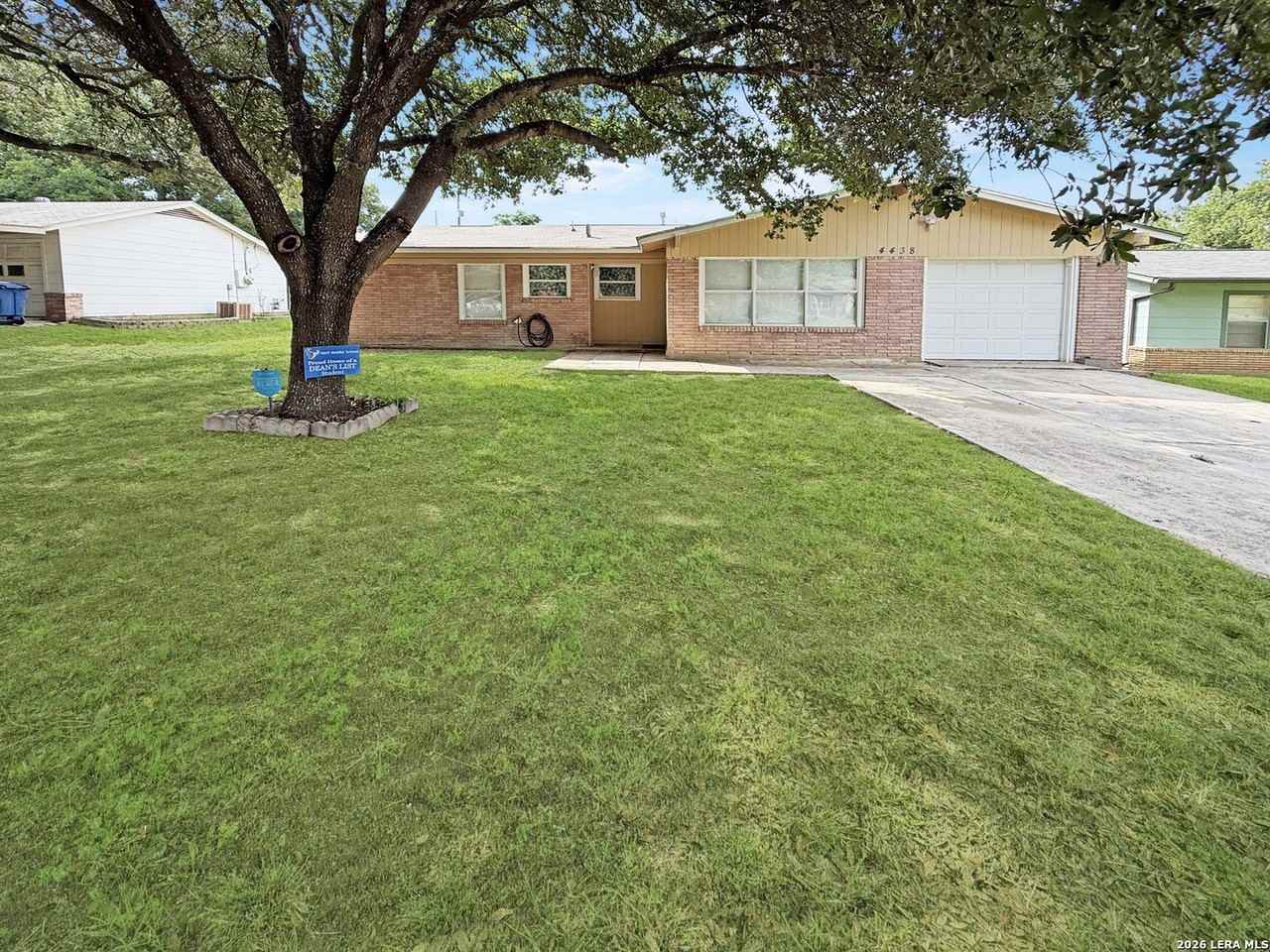 4438 Newcome Dr - Photo 2 of 25