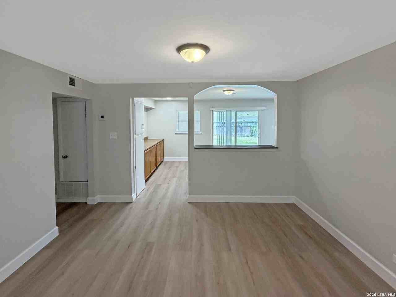 4438 Newcome Dr - Photo 6 of 25