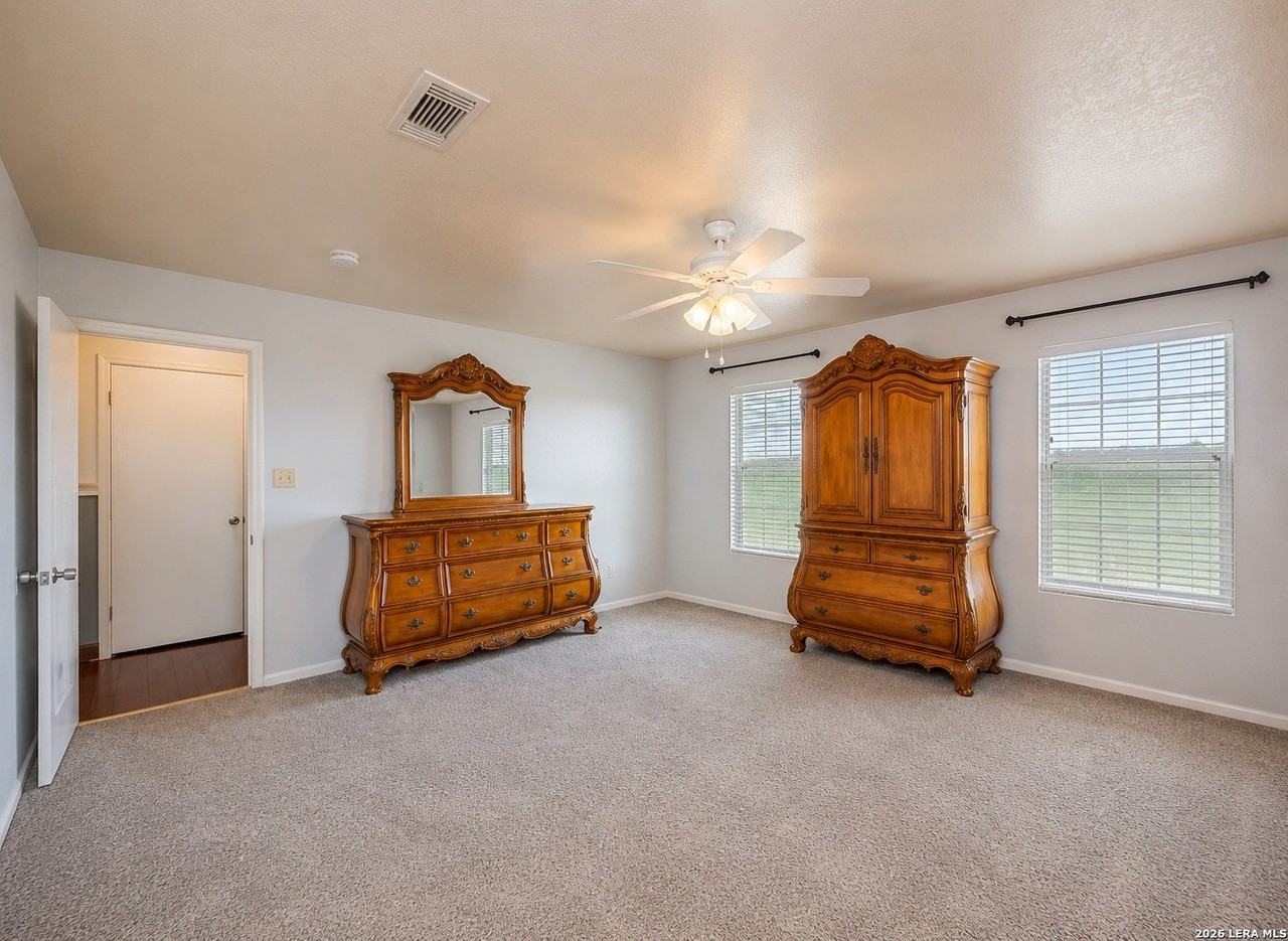 361 Private Road 4619 - Photo 6 of 32