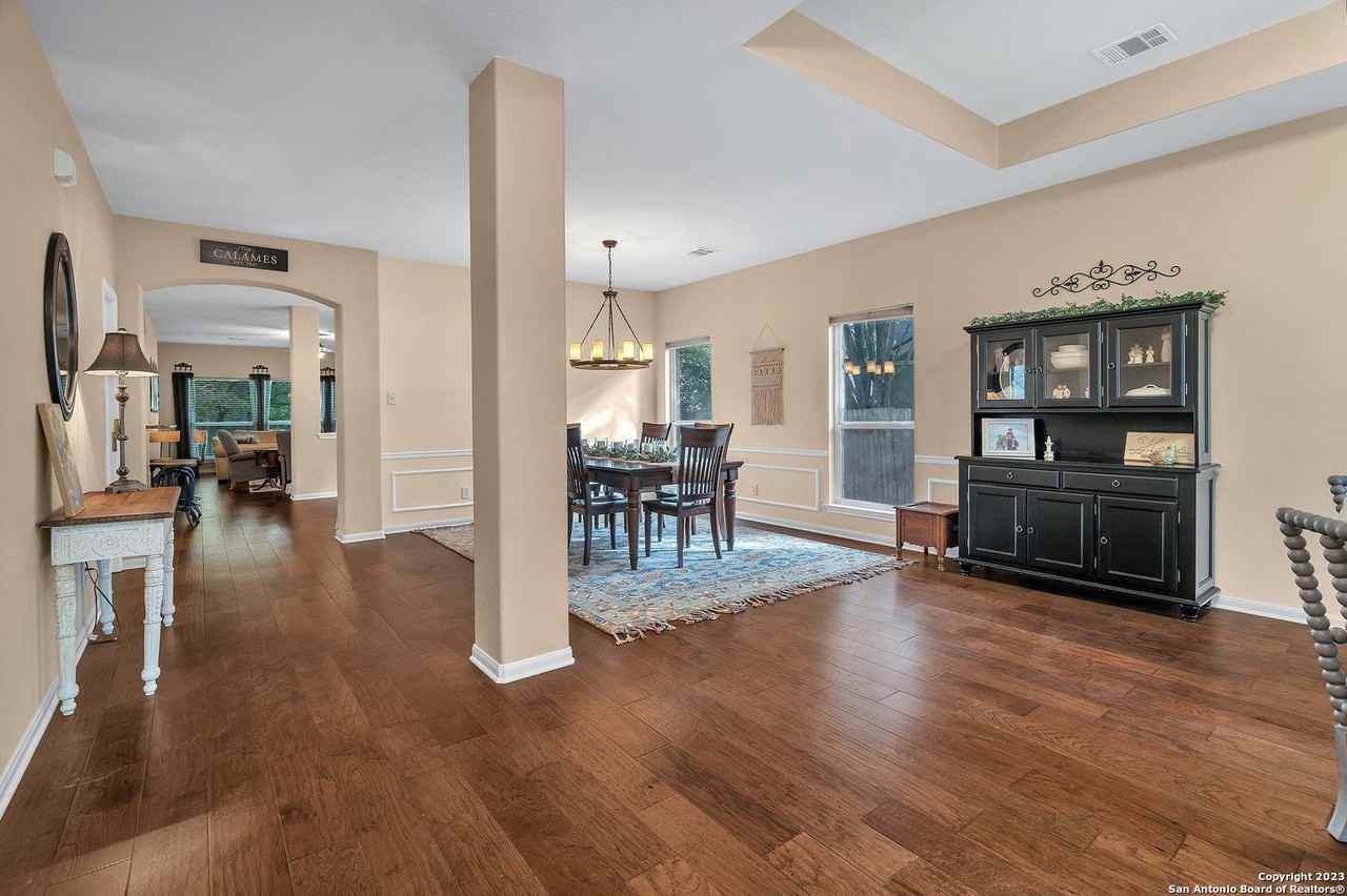 13443 Blackstone - Photo 3 of 28