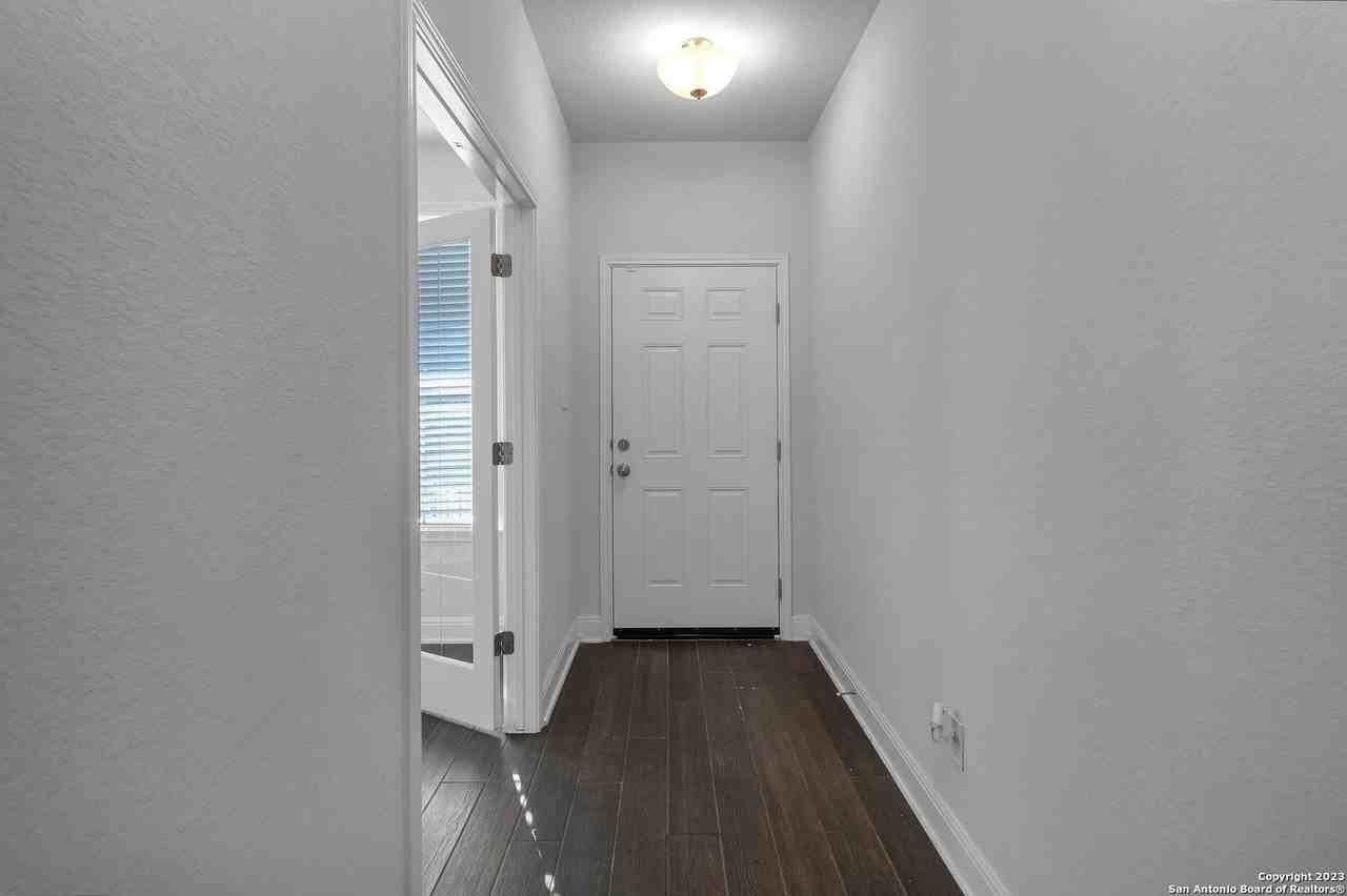 5710 Calaveras Way - Photo 4 of 24