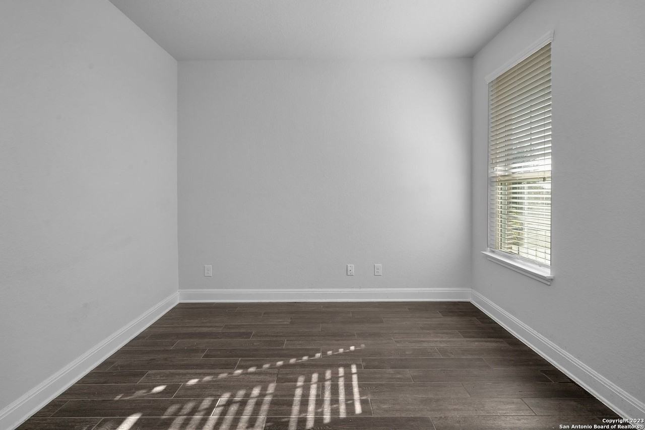 5710 Calaveras Way - Photo 5 of 24