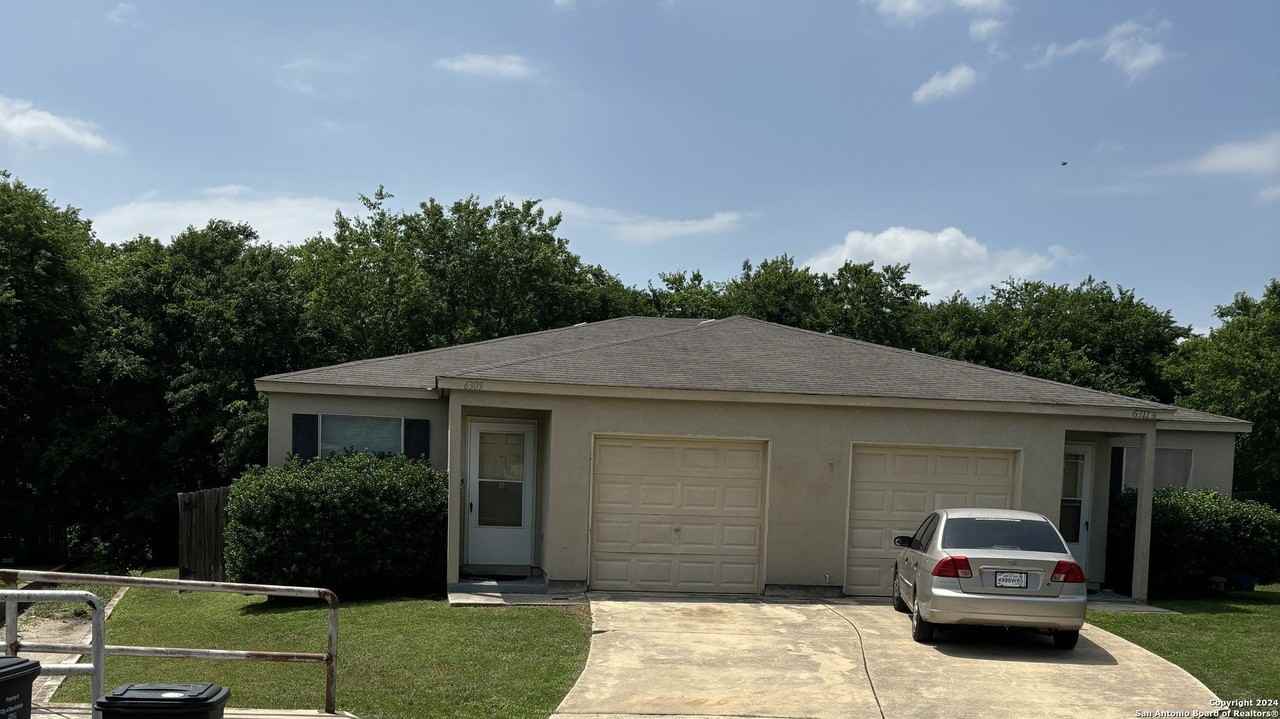 6315 Green Top Dr - Photo 2 of 20