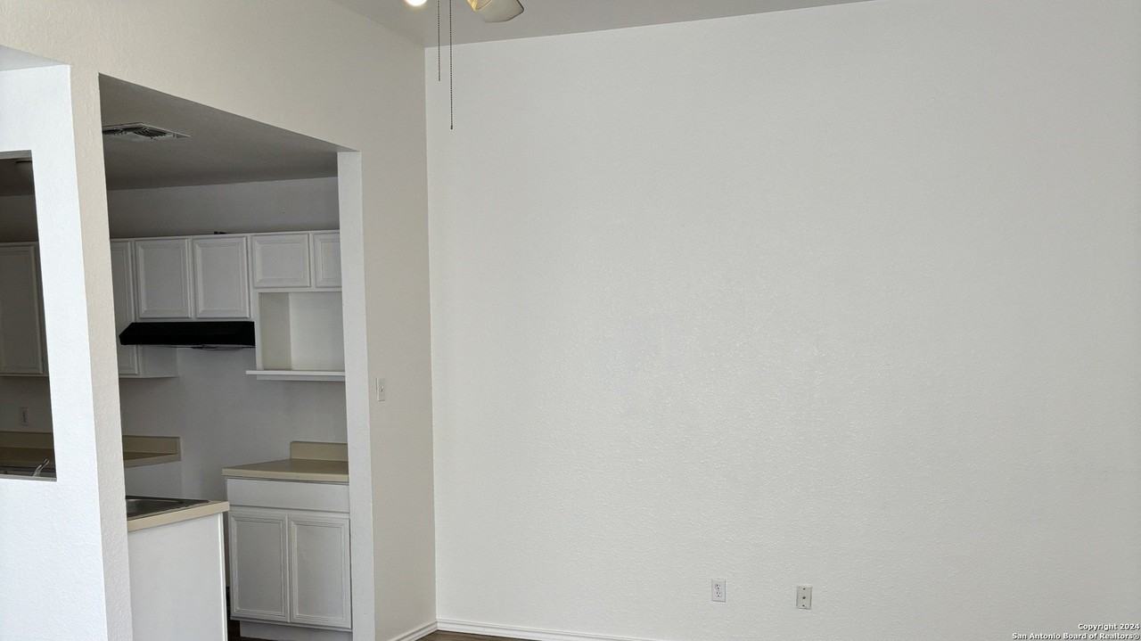 6315 Green Top Dr - Photo 5 of 20