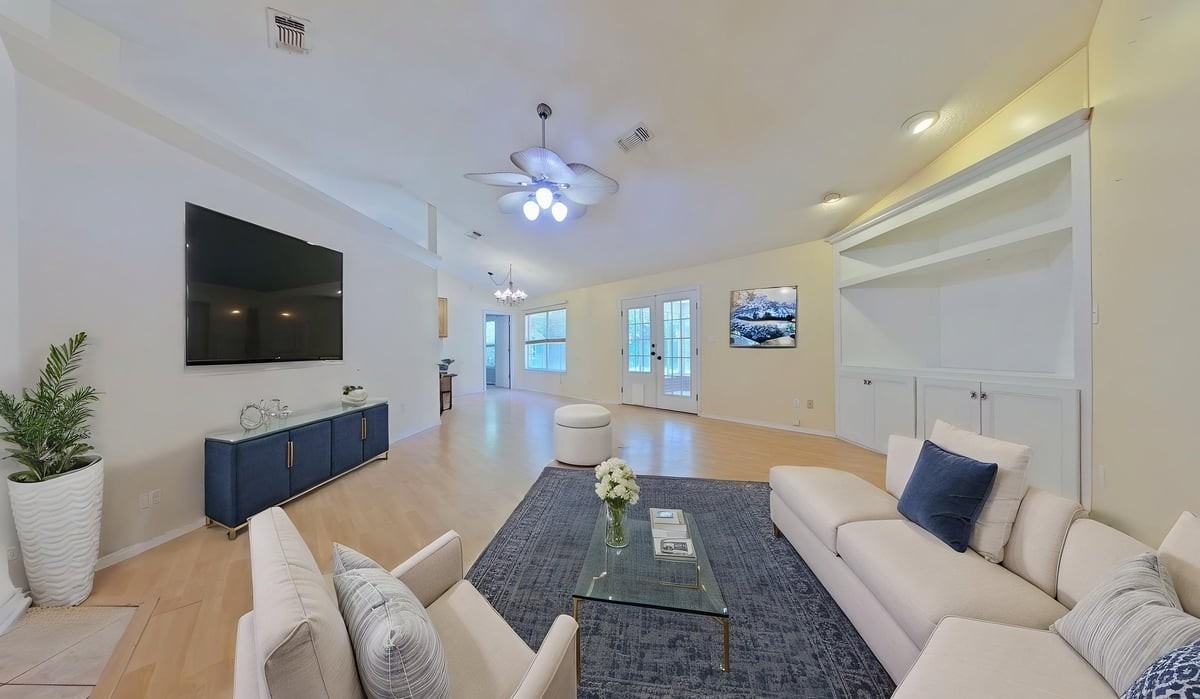3341 Marion Oaks Way - Photo 4 of 18