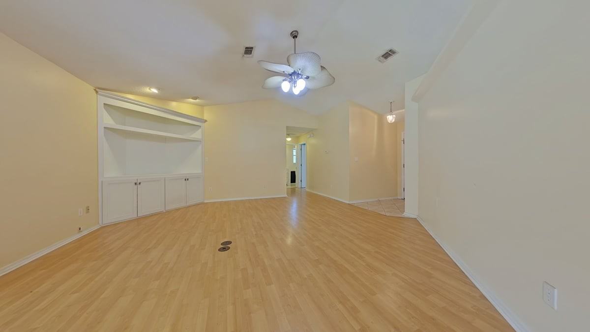 3341 Marion Oaks Way - Photo 5 of 18