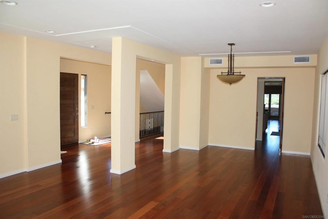 13801 Mercado Dr - Photo 3 of 28