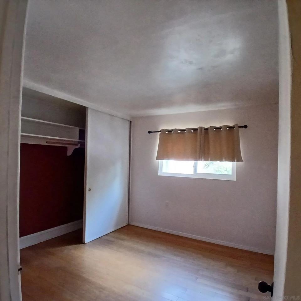 4849 54th St - Photo 6 of 15