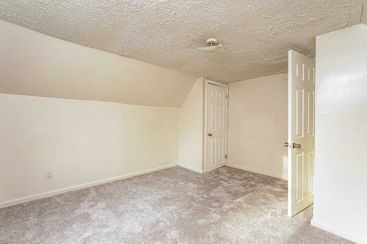 1103 Louise Rd - Photo 6 of 15