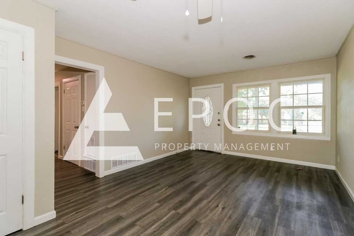 1821 S 57th St - Photo 6 of 15