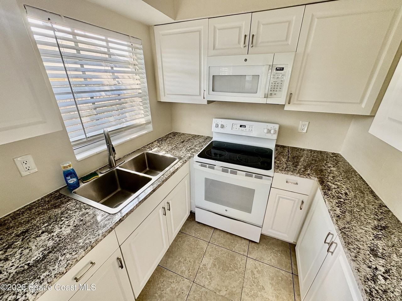 405 Adams Ave #1 - Photo 7 of 10