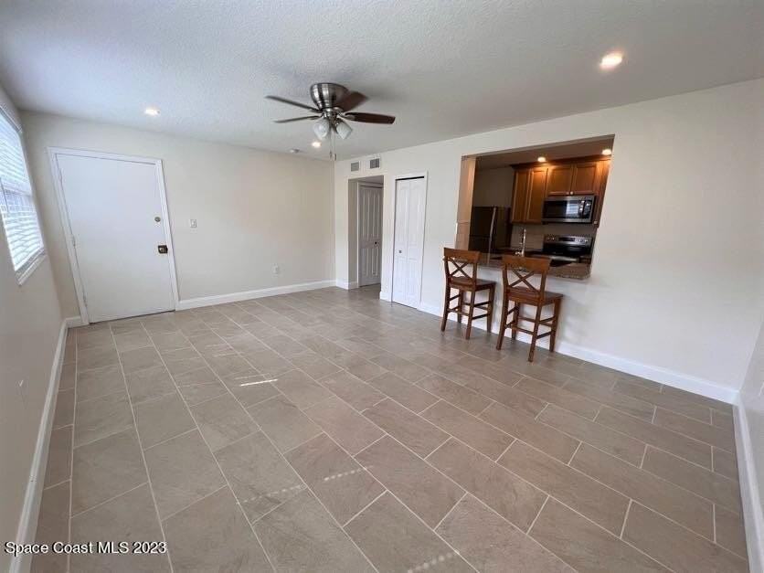 8401 8401 N Atlantic Avenue #B15 - Photo 3 of 9