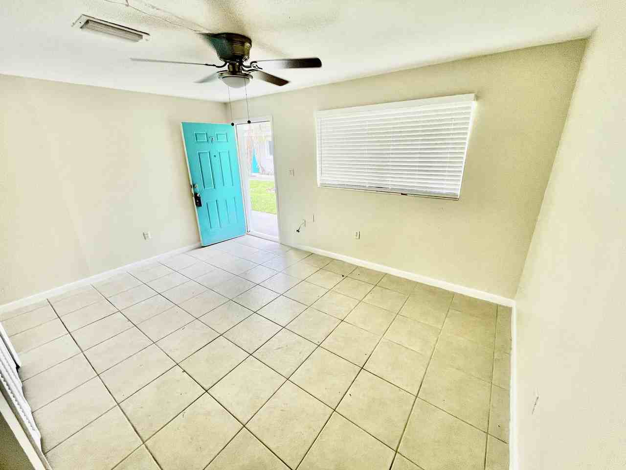 306 Johnson Ave #7 - Photo 5 of 7