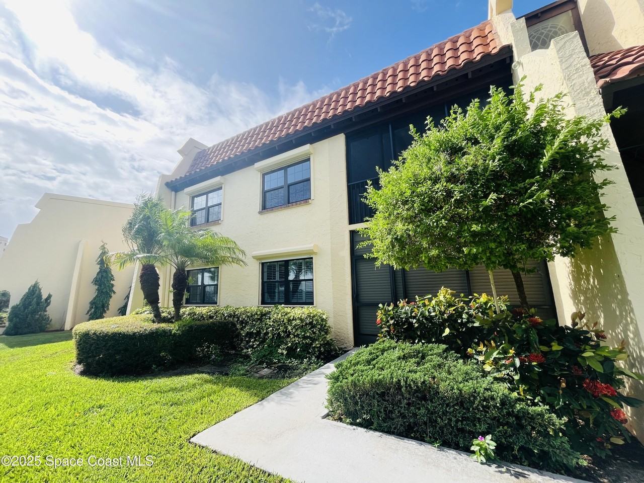 115 N Indian River Dr #109 - Photo 4 of 31