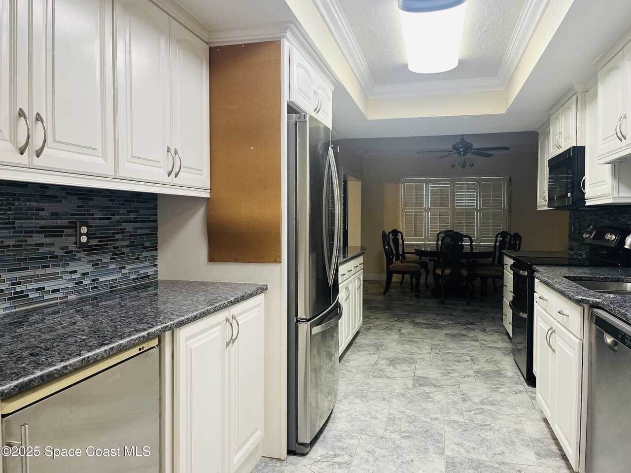 115 N Indian River Dr #109 - Photo 7 of 31