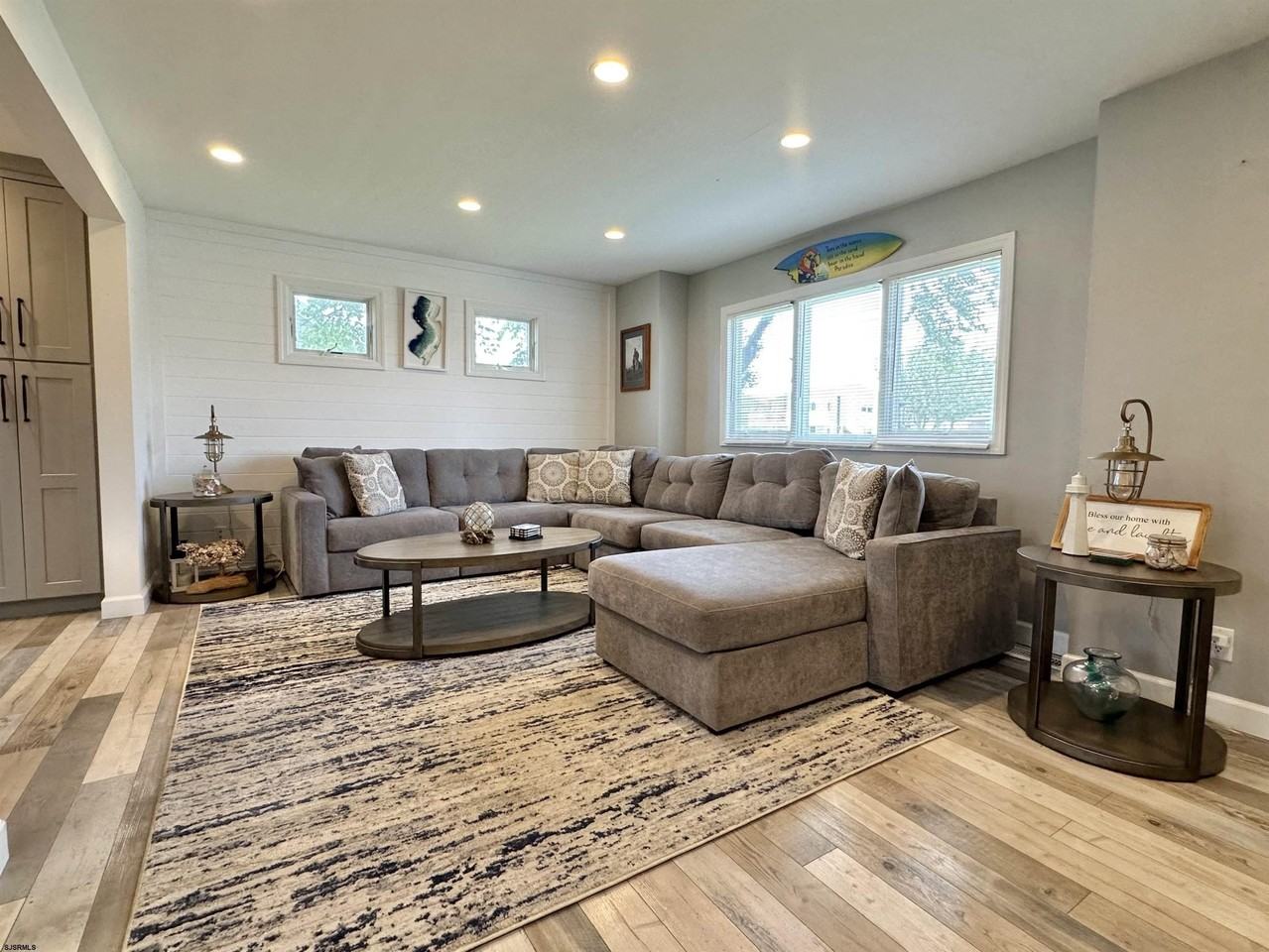 4514 Harbor Beach Blvd - Photo 2 of 19
