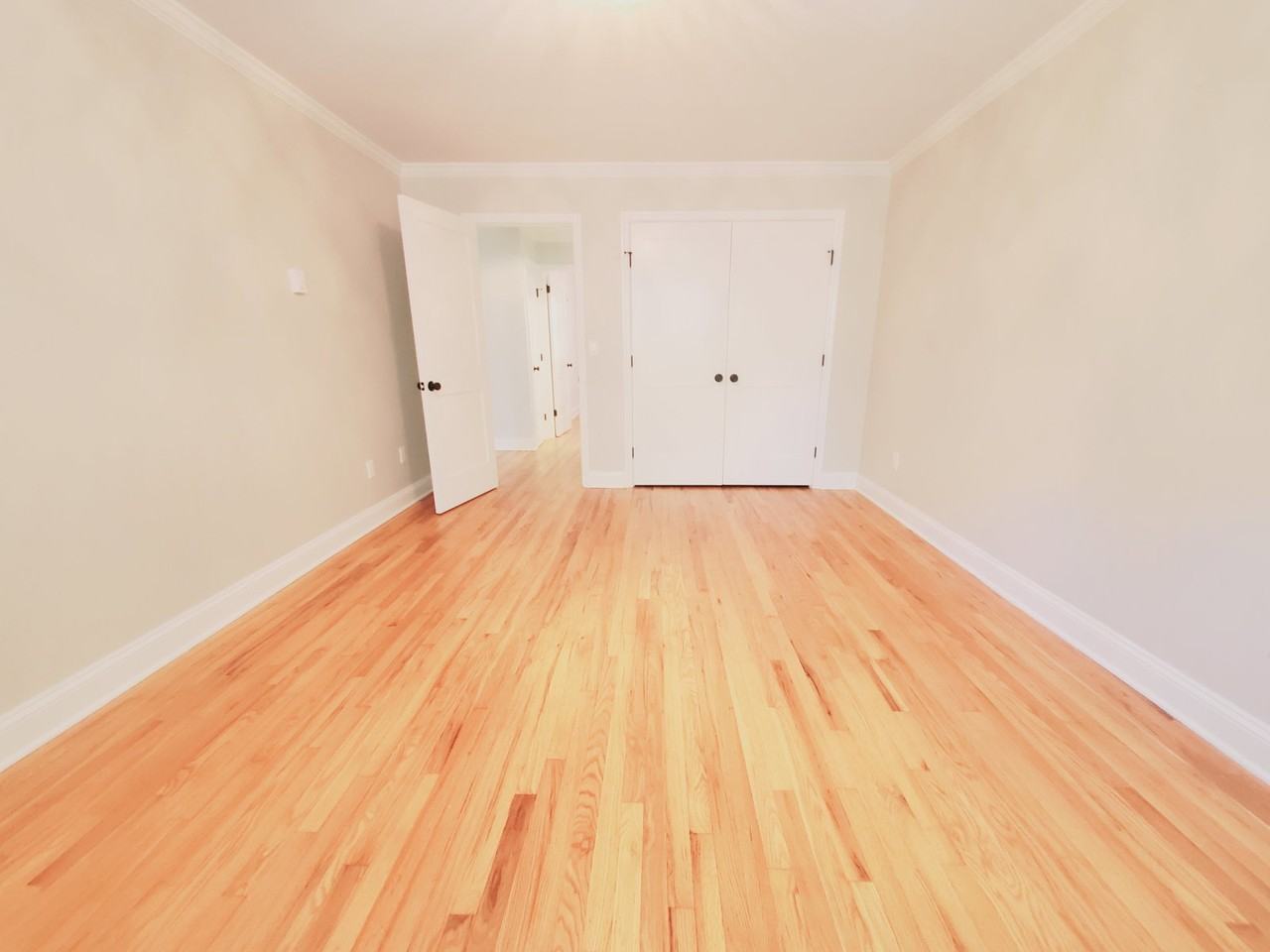 409 Glenbrook Rd #F - Photo 5 of 8