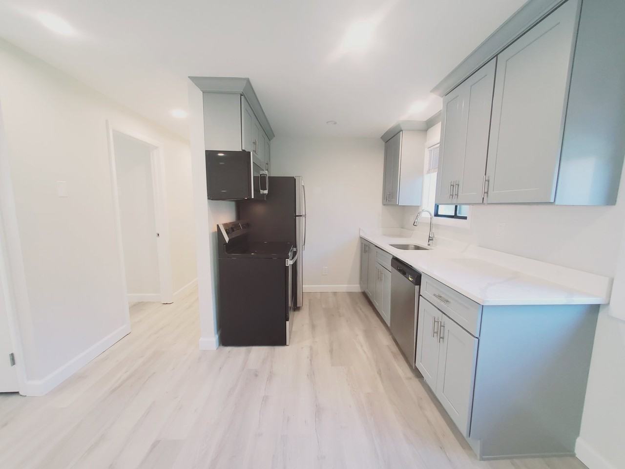 28 Ferris Ave #3 - Photo 2 of 7