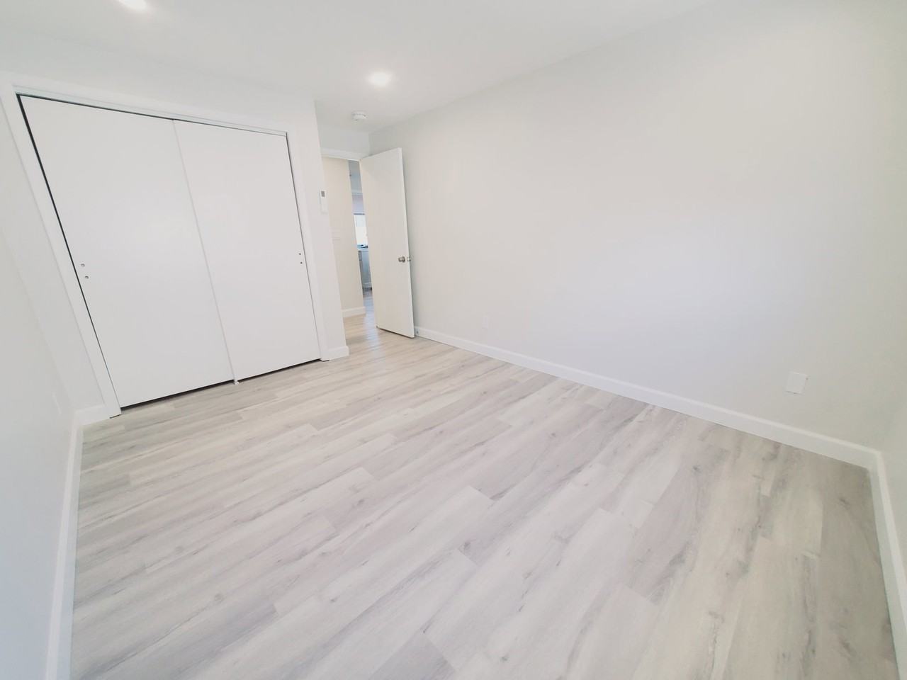 28 Ferris Ave #3 - Photo 7 of 7