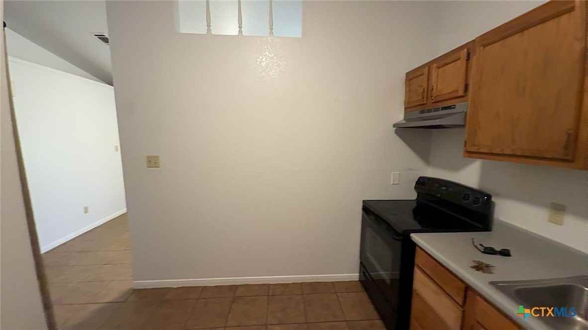 10411 Trimmier Rd #B - Photo 3 of 10