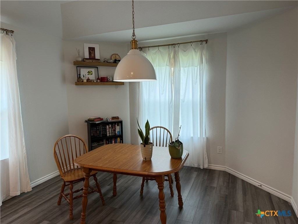 5630 Baffin Ln - Photo 7 of 21
