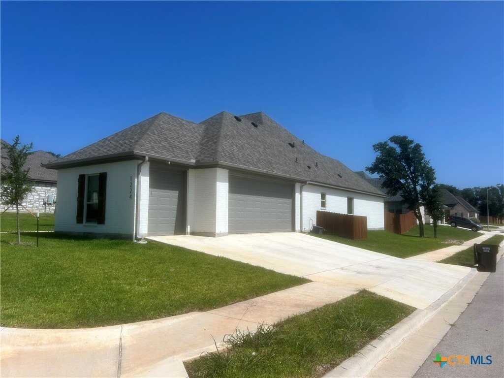 1224 Brody Way - Photo 2 of 26