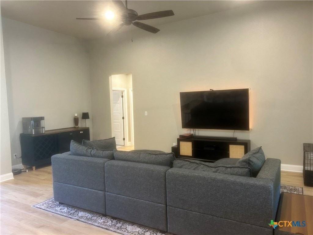 1224 Brody Way - Photo 6 of 26