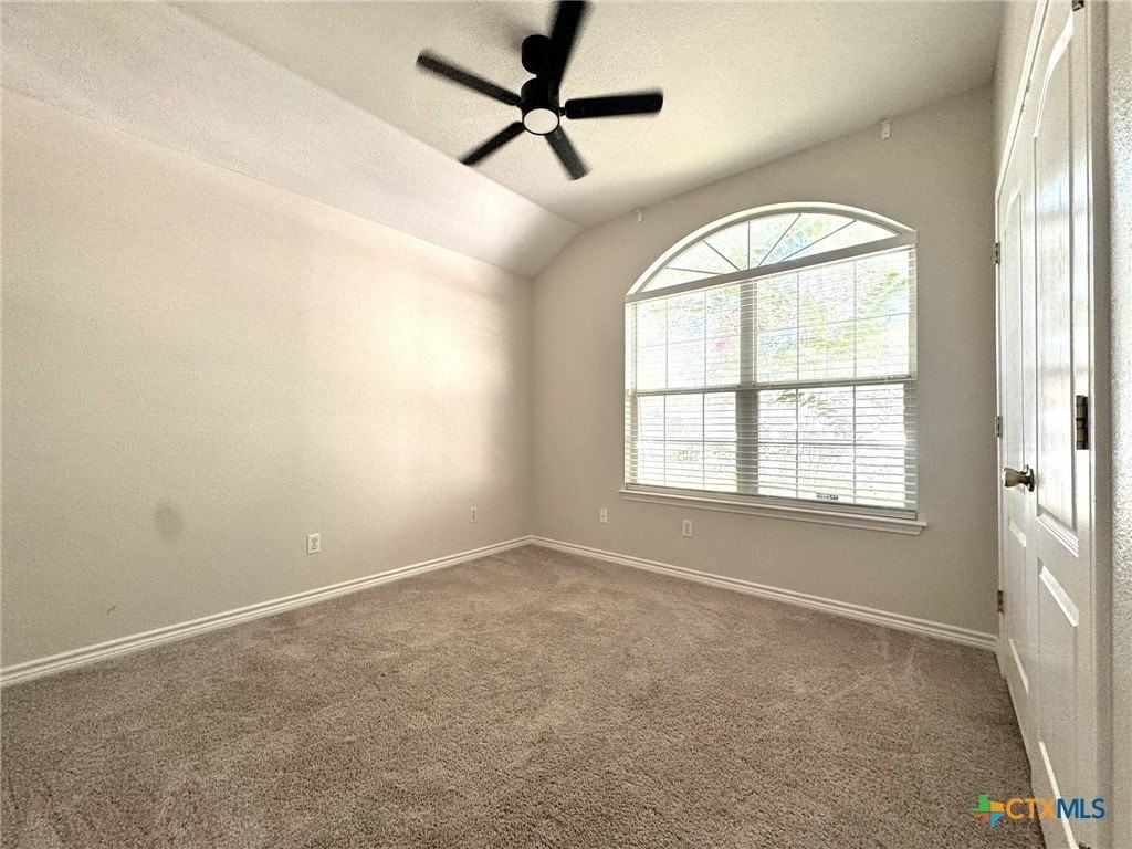 2038 Bentwood Dr - Photo 7 of 12