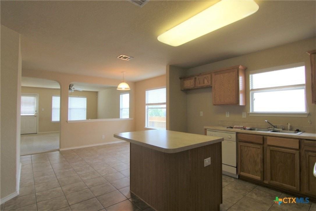 249 Val Verde Dr - Photo 4 of 23