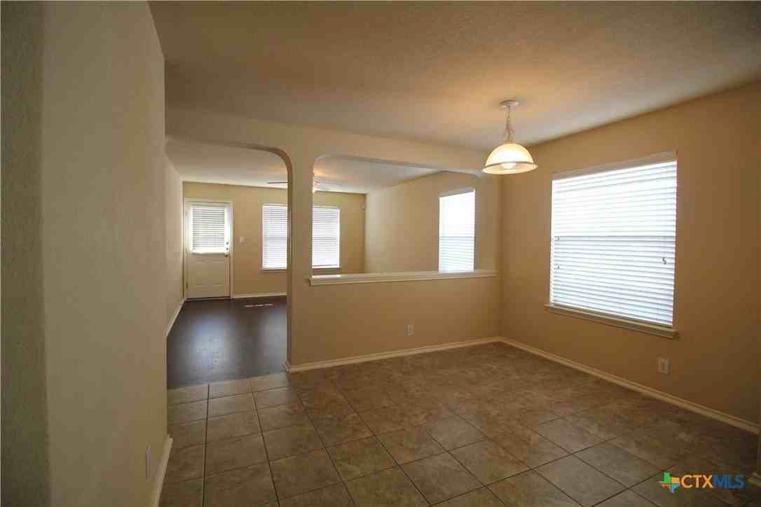 249 Val Verde Dr - Photo 5 of 23
