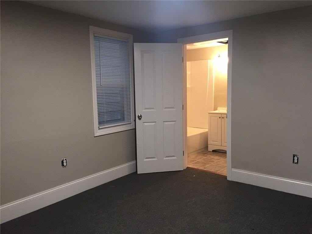217 State St #1R - Photo 6 of 9