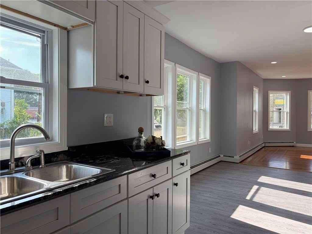 98 Whitmarsh St #1 - Photo 6 of 37