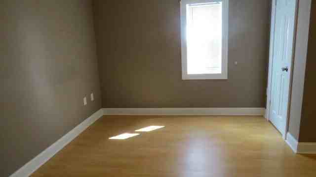225 Ruth St Sw - Photo 4 of 12