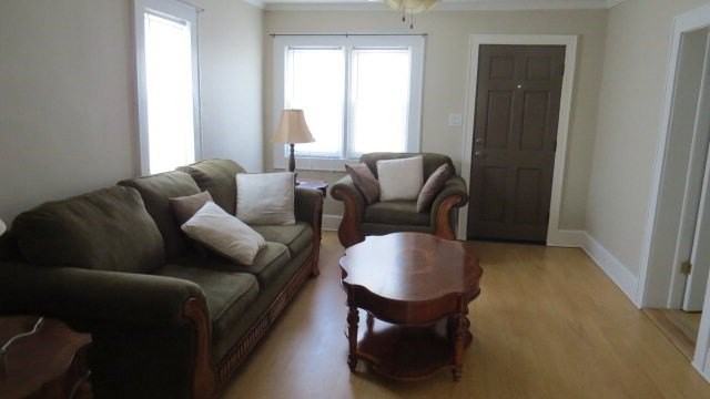 225 Ruth St Sw - Photo 5 of 12