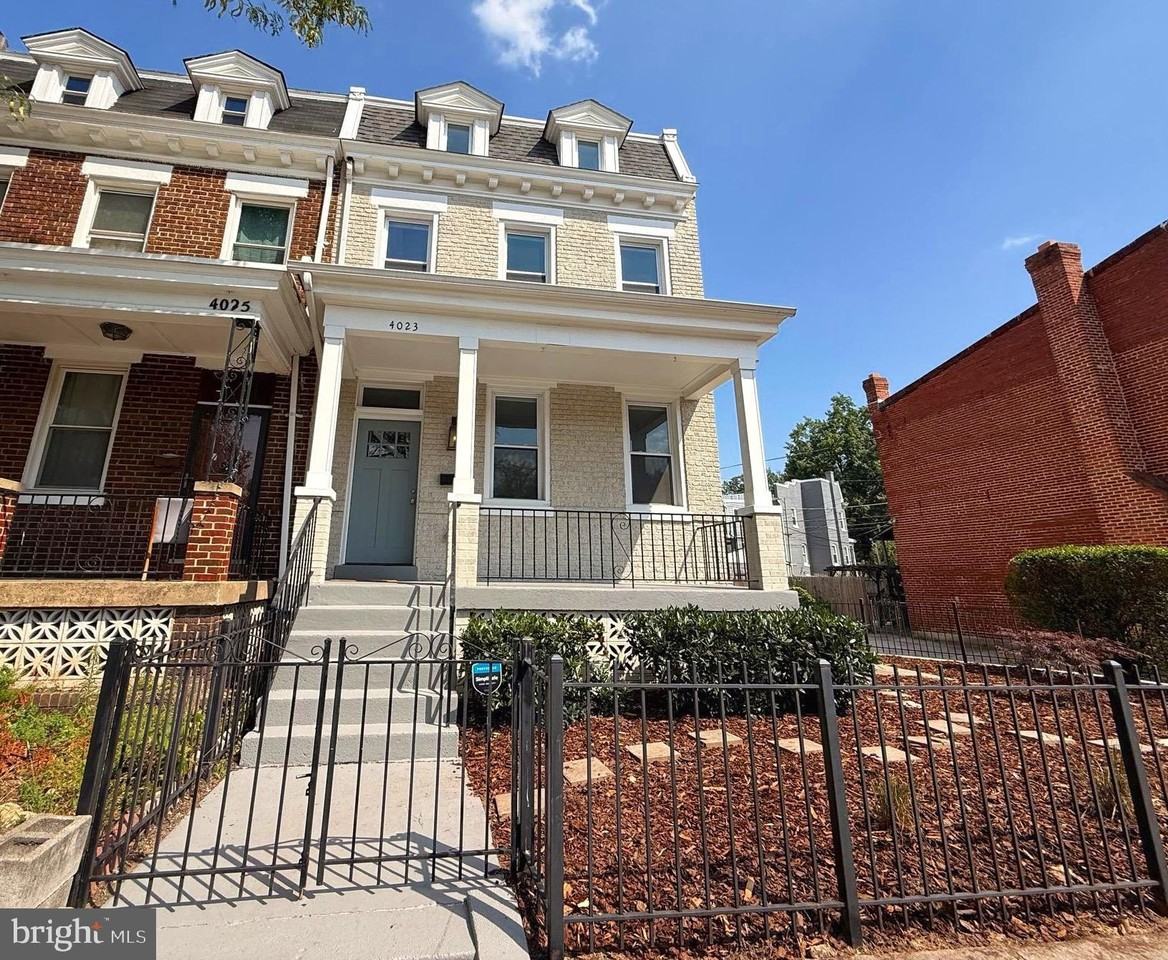 4023 New Hampshire Ave Nw - Photo 2 of 28