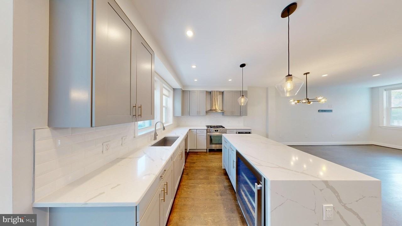 4023 New Hampshire Ave Nw - Photo 3 of 28