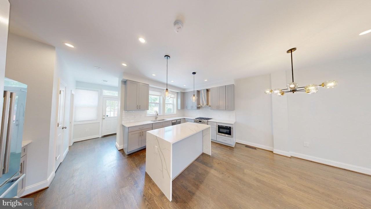4023 New Hampshire Ave Nw - Photo 6 of 28