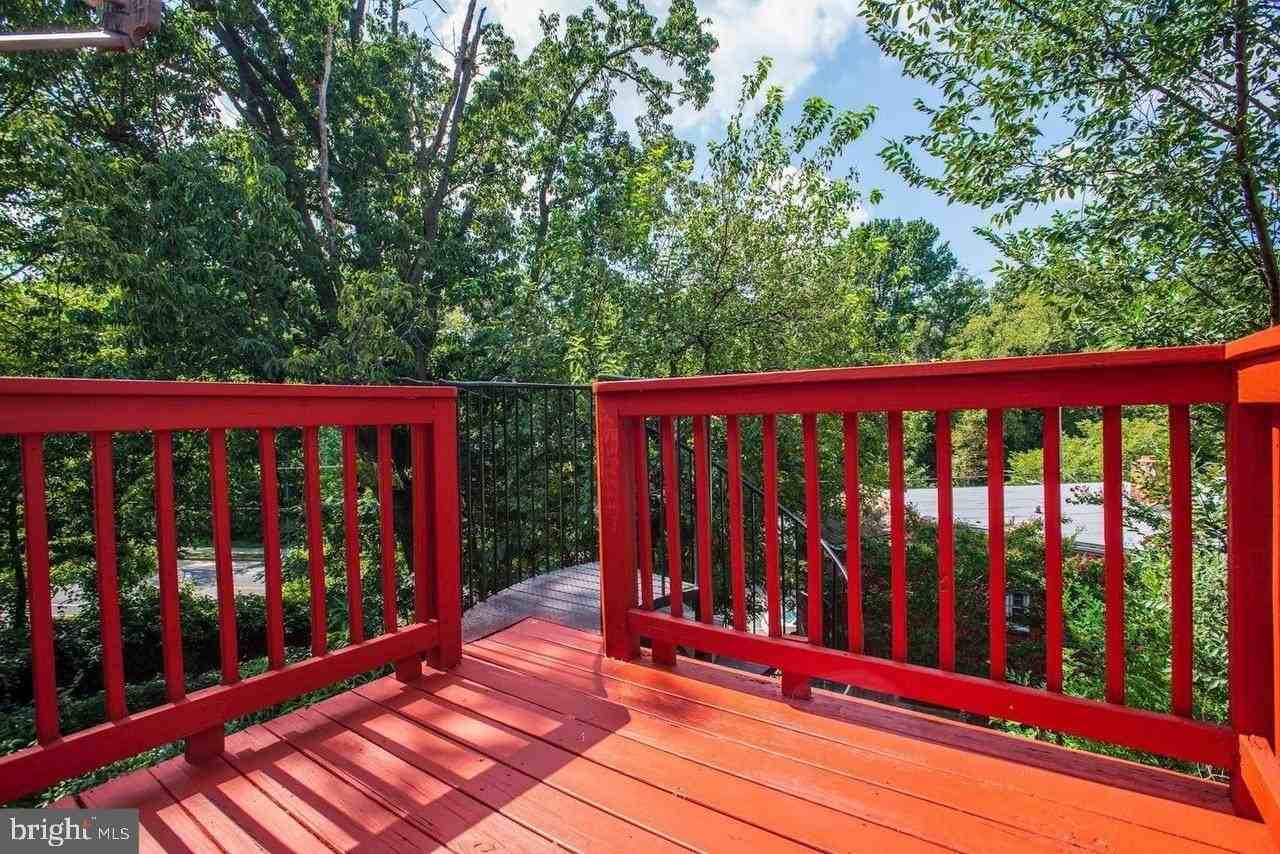 515 Oakwood St Se #2 - Photo 5 of 7