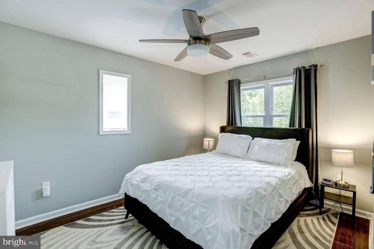 515 Oakwood St Se #2 - Photo 7 of 7