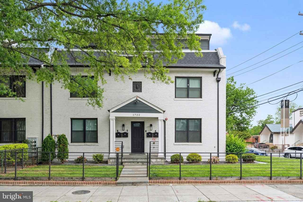 1722 W Virginia Ave Ne #2 - Photo 2 of 28
