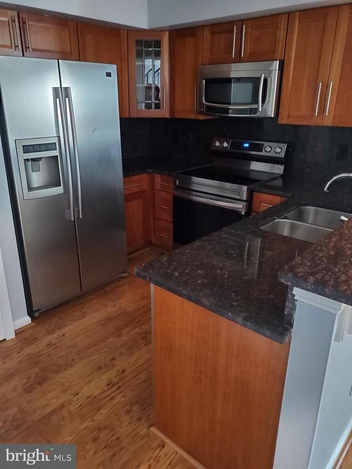 2508 Airy Hill Cir Unit F #5F - Photo 4 of 7