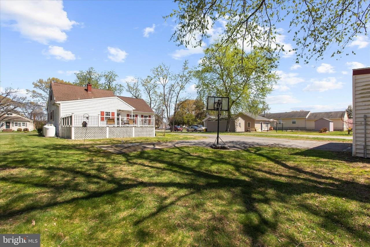 161 Margate Dr - Photo 5 of 50