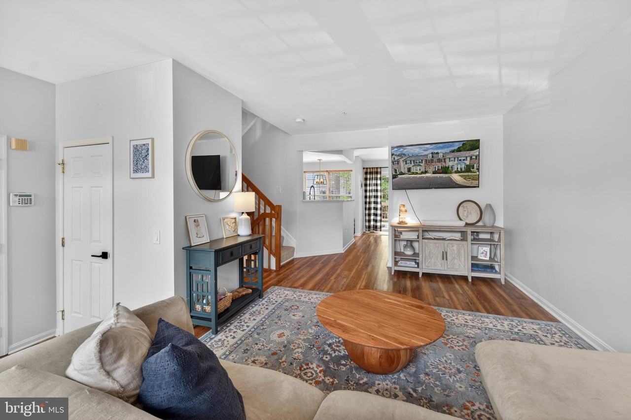 149 Quiet Waters Pl - Photo 6 of 50