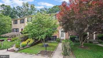 featured image of 6 Drawbridge Ct