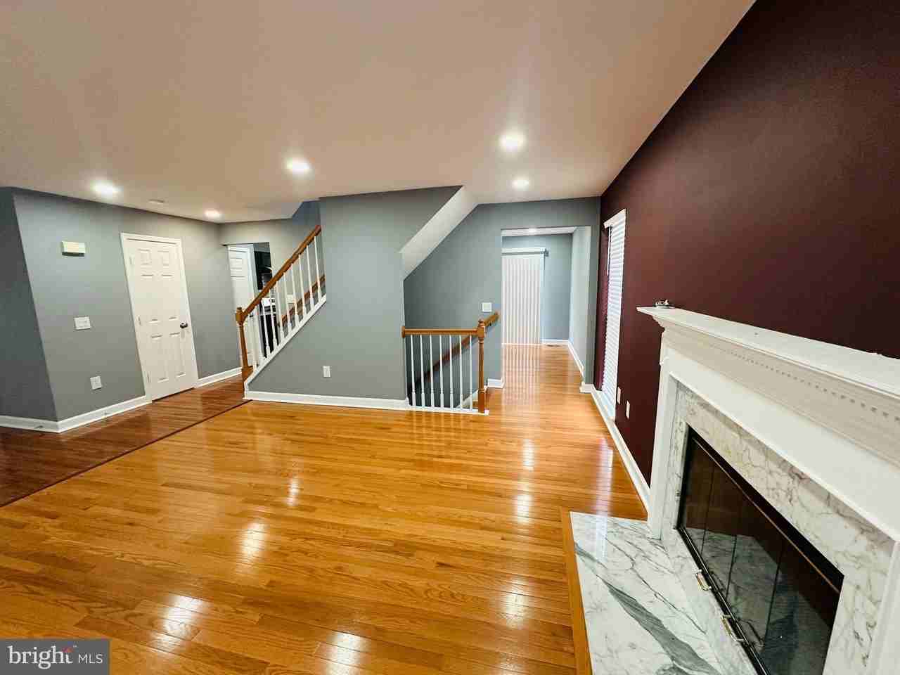 4518 Runnymeade Rd - Photo 4 of 22