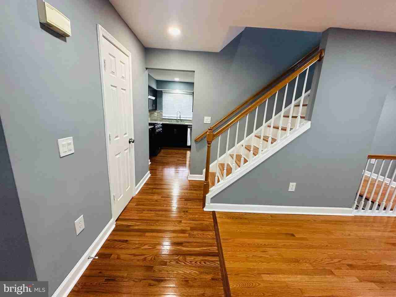 4518 Runnymeade Rd - Photo 5 of 22